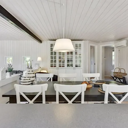 Raili - 1-5km From The Sea By Interhome Blåvand
